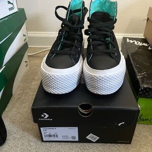 Converse Women Black and Teal Sneakers